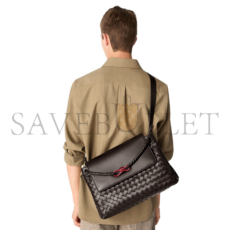 BOTTEGA VENETA ANDIAMO MESSENGER 807715 (37*26*13cm)